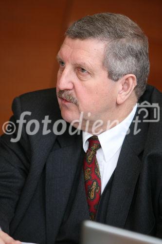 (C) fotodienst/Anna Rauchenberger - Wien 29.01.2008  - Sanochemia - Bilanzpressekonferenz. FOTO: Dir. Herbert Frantsits (Sanochemia, Vorstandssprecher / Vorstand für Finanzen und EDV)