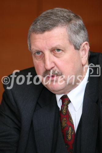 (C) fotodienst/Anna Rauchenberger - Wien 29.01.2008  - Sanochemia - Bilanzpressekonferenz. FOTO: Dir. Herbert Frantsits (Sanochemia, Vorstandssprecher / Vorstand für Finanzen und EDV)