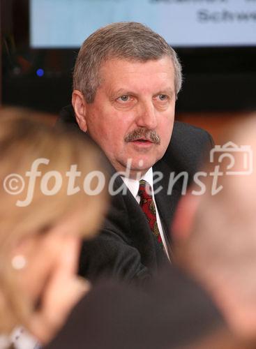 (C) fotodienst/Anna Rauchenberger - Wien 29.01.2008  - Sanochemia - Bilanzpressekonferenz. FOTO: Dir. Herbert Frantsits (Sanochemia, Vorstandssprecher / Vorstand für Finanzen und EDV)