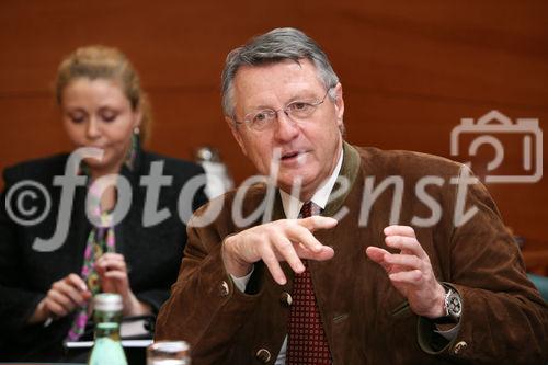 (C) fotodienst/Anna Rauchenberger - Wien 29.01.2008  - Sanochemia - Bilanzpressekonferenz. FOTO: DI Dr. Werner Frantsits (Sanochemia, Aufsichtsratsvorsitzender)