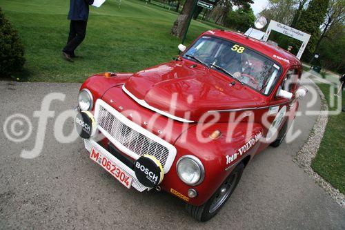 Die Fotos 1-83 zeigen die Ankunft der Teilnehmer beim Golfplatz in Atzgersbrugg, die Fotos 84-102 beim freiwilligen Fahren auf dem Wachau-Ring. Die Fotos 103-11 einen im Fahrerlager stehenden Audi Quattro S1 aus der Zeit der Gruppe-B-Monster