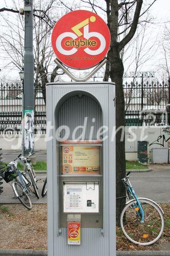 (C) fotodienst/Anna Rauchenberger - Wien 21.12.2006  - Ein Streifzug durch Wien. FOTO: Citybike-Stand am Dr.-Karl-Renner Ring. 