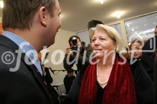 (C) Fotodienst/Anna Rauchenberger - 19.12.2007 - Wien - Der Verein neunerHAUS eröffnet das dritte Wohnhaus für obdachlose Menschen in Wien - Favoriten als Gemeinschaftsprojekt mit der Wohnbauvereinigung für Privatangestellte (WBV-GPA). FOTO: Hermine Mospointner (Bezirksvorsteherin von Favoriten).