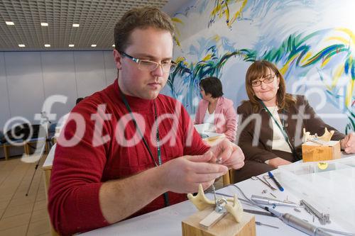 2nd Endodistraction Course - 
Distraction Osteogenesis of the Mandible
and Maxilla the new Technique Single
Endodistraction Implant KRENKEL®.
(C)fotodienst/Christian Hofer