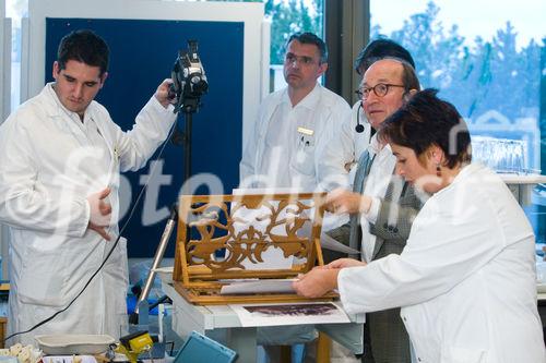 2nd Endodistraction Course - 
Distraction Osteogenesis of the Mandible
and Maxilla the new Technique Single
Endodistraction Implant KRENKEL®.
(C)fotodienst/Christian Hofer