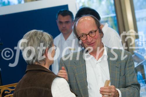 2nd Endodistraction Course - 
Distraction Osteogenesis of the Mandible
and Maxilla the new Technique Single
Endodistraction Implant KRENKEL®.
(C)fotodienst/Christian Hofer