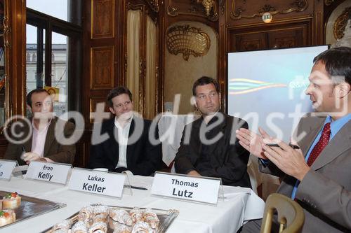 Die neue Unified Communications Technologie von Microsoft in der Praxis. Foto v.li: Haider Shnawa (Produkt Manager im Bereich Microsoft Business Division bei Microsoft Österreich); Eron Kelly (Director Unified Communication Enterprise Services Microsoft Corporation); Lukas Keller (Leiter Bereich Unified Communications, Microsoft Western Europe); Thomas Lutz (Unternehmenssprecher & Manager Public Affairs, Microsoft Österreich©fotodienst/Nadine Bargad