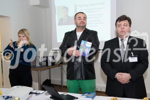 (c) fotodienst/Dan Carabas - Wien 18.10.07 - Der Steuerkreuzweg: 5 Jahresfeier der Steuerberatungskanzlei Steuer & Service  - FOTO: v.li. Alois Gmeiner, Mag. Ernst Patka
