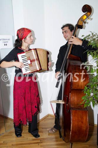 (c) fotodienst/Dan Carabas - Wien 18.10.07 - Der Steuerkreuzweg: 5 Jahresfeier der Steuerberatungskanzlei Steuer & Service
