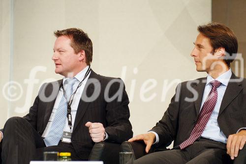 Das Top-Event der Customer Care Welt feiert Jubiläum. Foto v.li: MICHAEL HOHENBILD (Bereichsleiter Communication Center Deutsche Bank Direkt); FRANK ZELGER (Executive Director Customer Care sunrise) ©fotodienst/Nadine Bargad