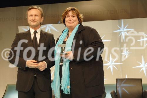 Das Top-Event der Customer Care Welt feiert Jubiläum. 
Foto: Mag. Thomas Kloibhofer (CEO Competence Call Center AG; Gastgeber; Initiator); SIMONE FOJUT (Chefredakteurin Call Center Profi, Gabler Verlag, GWV Fachverlage GmbH)
©fotodienst/Nadine Bargad