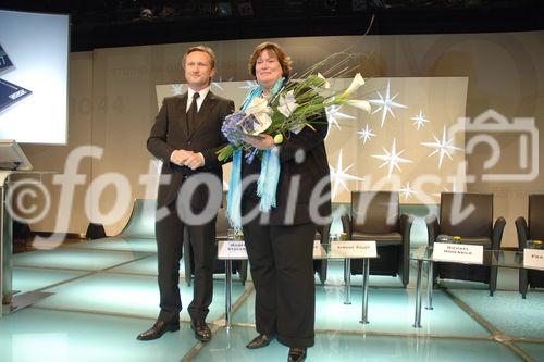 Das Top-Event der Customer Care Welt feiert Jubiläum. 
Foto: Mag. Thomas Kloibhofer (CEO Competence Call Center AG; Gastgeber; Initiator); SIMONE FOJUT (Chefredakteurin Call Center Profi, Gabler Verlag, GWV Fachverlage GmbH)
©fotodienst/Nadine Bargad