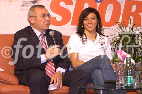 Pressekonferenz des Bundeskanzleramts zum Tag des Sports 2007. Foto: v.li: Alfred Gusenbauer (Bundeskanzler der Republik Österreich) (C)Fotodienst/Patrick Krajnc                     