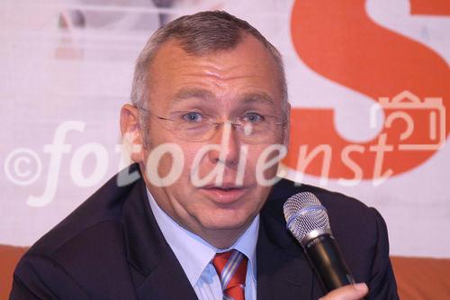 Pressekonferenz des Bundeskanzleramts zum Tag des Sports 2007. Foto: Alfred Gusenbauer (Bundeskanzler der Republik Österreich) (C)Fotodienst/Patrick Krajnc)                    