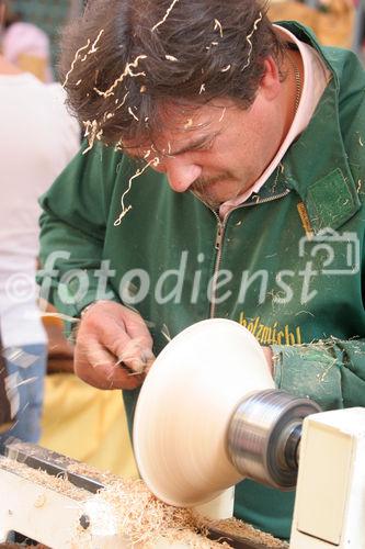 (C) Fotodienst/Anna Rauchenberger - Wien 16.09.2007 - Aufsteirern ist das Fest in der Grazer Altstadt für all jene,
die steirisch denken, leben, reden,
singen, tanzen oder einfach nur das
typisch 