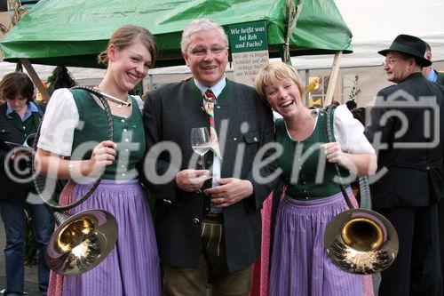 (C) Fotodienst/Anna Rauchenberger - Wien 16.09.2007 - Aufsteirern ist das Fest in der Grazer Altstadt für all jene,
die steirisch denken, leben, reden,
singen, tanzen oder einfach nur das
typisch 