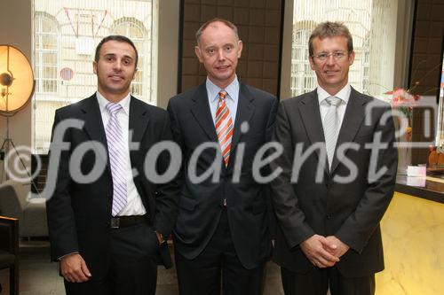 (C) Fotodienst/Anna Rauchenberger - Wien 30.08.2007 - IT-Bebauungsmanagement von iteratec. FOTO v.l.: Dr. Zoltan Fazekas (Leiter Geschäftsstelle Wien, iteratec), Klaus Eberhardt (GF iteratec) und Ralf Menzel (GF iteratec).