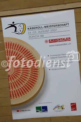 Foto: Plakat des Anlasses
Urkundenfeier zur Aufnahme des Emmentaler Switzerland Käse in das Register der geschützten Ursprungsbezeichnungen. (C) Fotodienst/Tabea Vogel