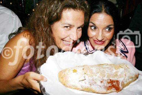 Lila Gürmen und Leila Strahl