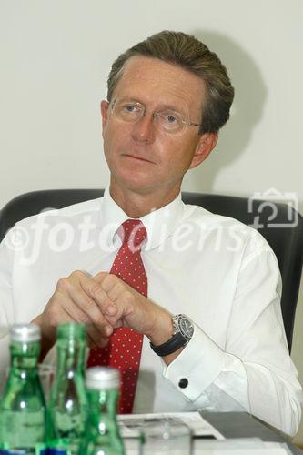 (C) Fotodienst/Patrick Krajnc - Wien 17.07.2007 - Pressegespräch: Die Chancen der östrreichischen Umweltindustrie. FOTO: Dr.Roland Falb                             