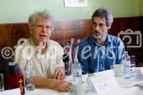 (c) fotodienst / Johannes Brunnbauer | UN Commission on Narcotic Drugs im Cafe Landtmann am 25.3.2011
Im Bild.vlnr.: Fredrick Polak (NL:  Psychiater, Vorsitzender von ENCOD); Michael Krawitz (USA: Veteranen für den Zugang zu medizinischem Cannabis)