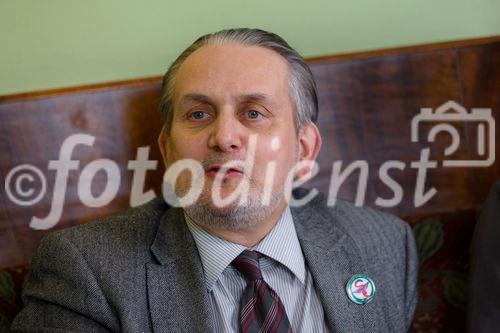 (c) fotodienst / Johannes Brunnbauer | UN Commission on Narcotic Drugs im Cafe Landtmann am 25.3.2011
Im Bild.vlnr.: Kurt Blaas (AUT: Arzt, Vorsitzender des Vereins ÓCannabis als MedizinÒ)