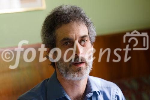 (c) fotodienst / Johannes Brunnbauer | UN Commission on Narcotic Drugs im Cafe Landtmann am 25.3.2011Im Bild.vlnr.:Michael Krawitz (USA: Veteranen für den Zugang zu medizinischem Cannabis)