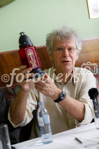 (c) fotodienst / Johannes Brunnbauer | UN Commission on Narcotic Drugs im Cafe Landtmann am 25.3.2011Im Bild.vlnr.:  Fredrick Polak (NL:  Psychiater, Vorsitzender von ENCOD)