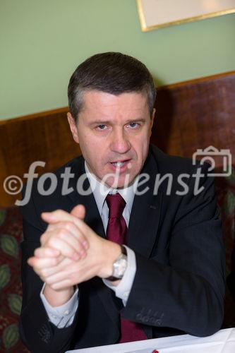 (c) fotodienst / Johannes Brunnbauer | Vorab-Pressegespräch zur 9. Jahrestagung der ÖGN in Wien im Cafe Landtmann am 15.3.2011
Im Bild vlnr.: Dr. Wolfgang Serles