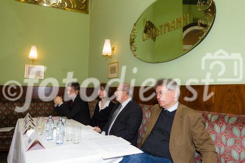 (c) fotodienst / Johannes Brunnbauer | Vorab-Pressegespräch zur 9. Jahrestagung der ÖGN in Wien im Cafe Landtmann am 15.3.2011
Im Bild vlnr.: Dr. Wolfgang Serles, Dr. Ekaterina Pataraia, Dr. Eduard Auff und Dr. Karl Vass