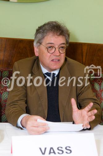 (c) fotodienst / Johannes Brunnbauer | Vorab-Pressegespräch zur 9. Jahrestagung der ÖGN in Wien im Cafe Landtmann am 15.3.2011
Im Bild.: Dr. Karl Vass