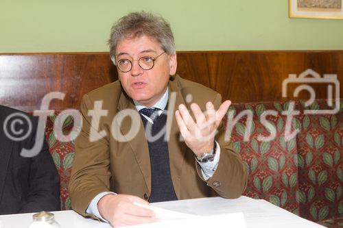 (c) fotodienst / Johannes Brunnbauer | Vorab-Pressegespräch zur 9. Jahrestagung der ÖGN in Wien im Cafe Landtmann am 15.3.2011
Im Bild.: Dr. Karl Vass