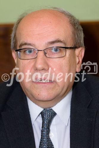 (c) fotodienst / Johannes Brunnbauer | Vorab-Pressegespräch zur 9. Jahrestagung der ÖGN in Wien im Cafe Landtmann am 15.3.2011
Im Bild vlnr.: Dr. Eduard Auff