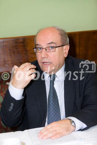 (c) fotodienst / Johannes Brunnbauer | Vorab-Pressegespräch zur 9. Jahrestagung der ÖGN in Wien im Cafe Landtmann am 15.3.2011
Im Bild vlnr.: Dr. Eduard Auff