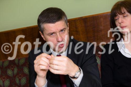 (c) fotodienst / Johannes Brunnbauer | Vorab-Pressegespräch zur 9. Jahrestagung der ÖGN in Wien im Cafe Landtmann am 15.3.2011
Im Bild vlnr.: Dr. Wolfgang Serles