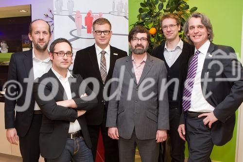 (c) fotodienst / Anna Rauchenberger - Wien, am 19.01.2011 - Wie Youtube, Facebook, Twitter & Co die Welt der Medien, aber auch die Welt der Unternehmenskommunikation verändern, das ist Thema einer Top-Veranstaltungsreihe der Nachrichtenagentur pressetext. FOTO: pressetext-Geschäftsführer Dr. Wilfried Seywald (re) mit Referenten