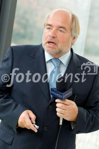 (C)fotodienst/Anna Rauchenberger Wien, 19.01.2011 - Unverträgliches Österreich: Jeder Dritte hat Probleme bei Verträglichkeit von Lebensmitteln. Eine Aktuelle Umfrage zu Lebensmittelintoleranzen zeigt Bedarf an mehr Sachinformation bei Ernährungsfragen. Ein neues Produkt verspricht mehr Lebensqualität für Mensche mit Laktoseintoleranz. FOTO: Joshi M.A. Schillhab, Managing Director von Oekonsult communication & consulting