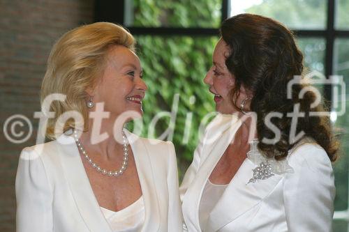 (C) fotodienst/Sigrid Chapman - München, den 06.08.2006 - Fix&Foxi Verlegerin Alexandra Kauka zusammen mit Prinzessin Yvonne von Hessen in der Philharmonie bei  Guiseppe Verdi's 