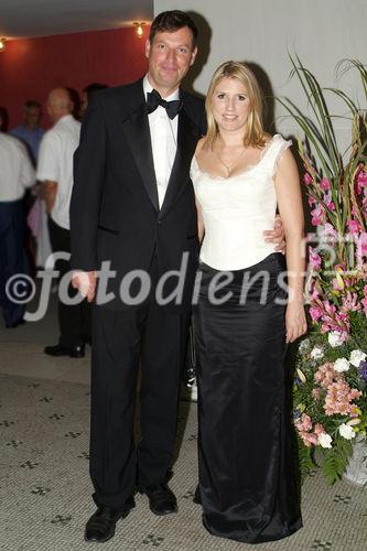 München, 27.07.2006: Markus Nolf, Sohn von Alexandra Kauka, und seine Freundin Nina besuchen die Aufführung der Wagner-Oper Tannhäuser im Rahmen der Münchner Opernfestspiele im Nationaltheater. 