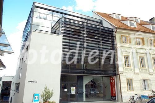 Die Fachhochschule des Technikum Kärnten am Hauptplatz in Feldkirchen i.K.                              