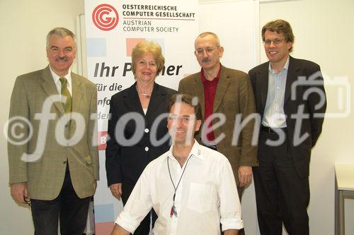 Bildung Online, Hall in Tirol - 2006-06-09- 23. Jugend Informatik Wettbewerb 2006: UnivProf Dipl-Ing Dr Gerald Futschek, Technische Universität Wien; Prof Dipl-Ing Margarete Grimus, Pädagogische Akademie des Bundes in Wien; UnivProf Dr Erich Neuwirth, Fakultät für Informatik Universität Wien; HOL Kurt Angerer; Gerald Stürzlinger, RZL Software GmbH - Foto: www.iManufaktur.at