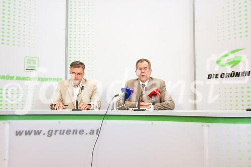 (c) Fotodienst / Daniel K. Gebhart - Pressekonferenz - Van der Bellen - Die Grünen - Grüne Kritik am ÖVP-SPÖ-Umweltzerstörungsgesetz, Aktuelles, Initiativen gegen den Schwarzfunk ORF - Foto: Univ. Prof. Dr. Alexander Van der Bellen (Bundessprecher und Klubobmann - Die Grünen).