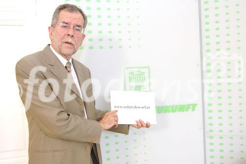 (c) Fotodienst / Daniel K. Gebhart - Pressekonferenz - Van der Bellen - Die Grünen - Grüne Kritik am ÖVP-SPÖ-Umweltzerstörungsgesetz, Aktuelles, Initiativen gegen den Schwarzfunk ORF - Foto: Univ. Prof. Dr. Alexander Van der Bellen (Bundessprecher und Klubobmann - Die Grünen).