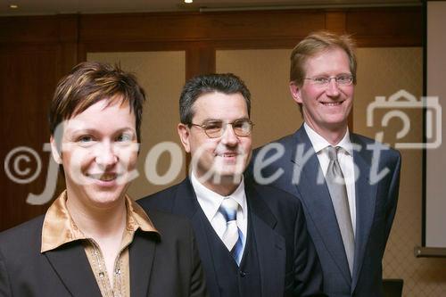 Jahrespressekonferenz der Handelskammer Deutschland-Schweiz 2006. Bild: Dr. Marion Viol, Leiterin Rechts- und Steuerabteilung; Ralf J. Bopp, Direktor; Daniel Heuer, Leiter Exportmarketing; Handelskammer Deutschland-Schweiz