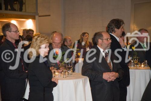 (c)fotodienst/Christopher Ohmeyer: Der Schwechater Rechtsanwalt Dr. Franz Lima hat am 30. November zur Eröffnung der neuen Kanzlei gebeten. 