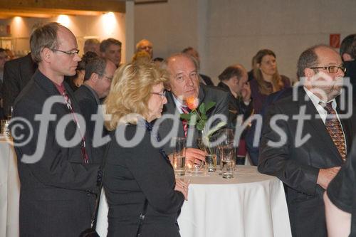 (c)fotodienst/Christopher Ohmeyer: Der Schwechater Rechtsanwalt Dr. Franz Lima hat am 30. November zur Eröffnung der neuen Kanzlei gebeten. 