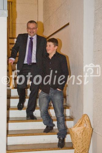 (c)fotodienst/Christopher Ohmeyer: Der Schwechater Rechtsanwalt Dr. Franz Lima hat am 30. November zur Eröffnung der neuen Kanzlei gebeten. 