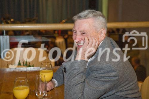 (c)fotodienst/Christopher Ohmeyer: Der Schwechater Rechtsanwalt Dr. Franz Lima hat am 30. November zur Eröffnung der neuen Kanzlei gebeten. Johann Hanke