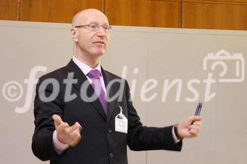 (C) fotodienst/Anna Rauchenberger - Wien 24.03.2006 -  Der Linde Verlag und die Johannes Kepler Universität Linz veranstalteten den 2. Österreichischen Vereinsmanagement Kongress 2006. FOTO: WP/StB Dr. Herbert Grünberger, CPA (Partner der MOORE STEPHENS Wirtschaftsprüfungs GmbH Linz)