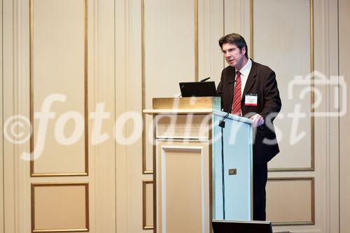 Munich, Nov 16-17 2010. Plug-In Electric Vehicle Infrastructure Conference. Thierry Brusseaux, Marketing Manager, Parkeon